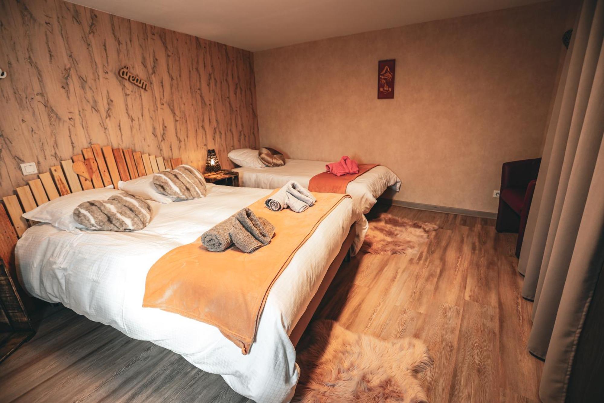 Gite , Au Dormeur Du Val Vireux-Wallerand Dış mekan fotoğraf